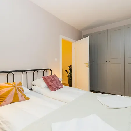 Shortstaypoland Targowa B160 Varšava Exteriér fotografie